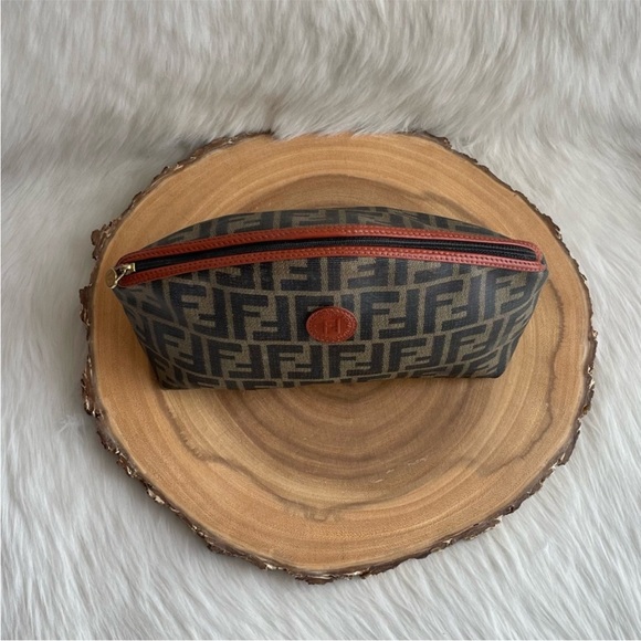 Fendi vintage large cosmetic clutch pouch bag - Picture 3 of 16